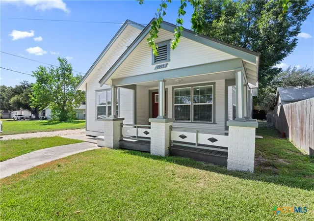 Photo 2 of Single family home for sale at 1903 E North St, Victoria, TX 77901 | MLS# 624131 | Listing updated on 2026-09-01