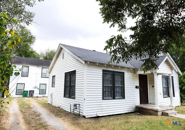 Single family home for sale at 506 Krause St, Victoria, TX 77901 | MLS# 624052 | Listing updated on 2026-09-05