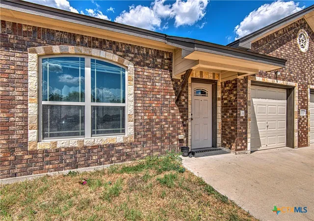 Listing Photo 3 - Condo for sale in building located at 200 Sladecek Dr, Killeen, TX 76542