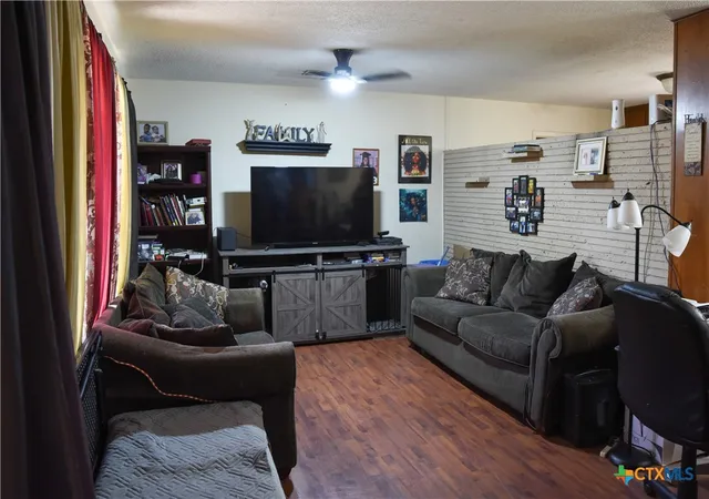 Photo 3 of Single family home for sale at 3308 Avondale St, Victoria, TX 77901 | MLS# 624155 | Listing updated on 2026-09-08