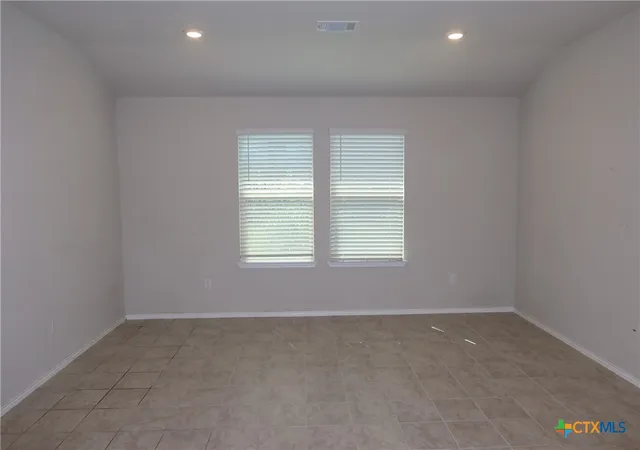 Photo 3 of Single family home for sale at 5105 Brody Dr, Killeen, TX 76549 | MLS# 624181 | Listing updated on 2026-09-01