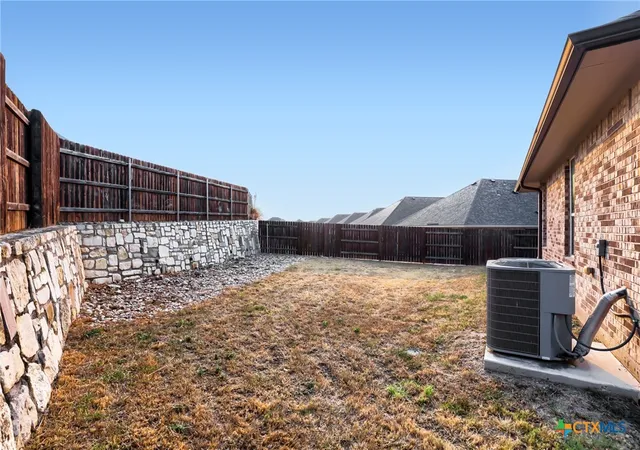 Photo 29 of Single family home for sale at 644 Peace Pipe Way, Georgetown, TX 78628 | MLS# 624110 | Listing updated on 2026-09-11