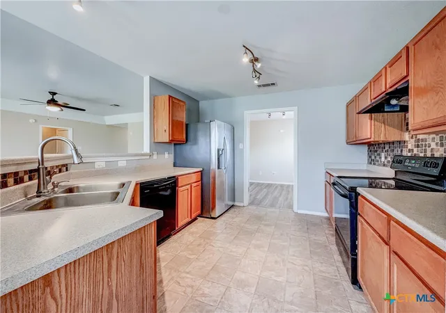 Photo 3 of Single family home for sale at 4400 Lloyd Dr, Killeen, TX 76549 | MLS# 623654 | Listing updated on 2026-09-01