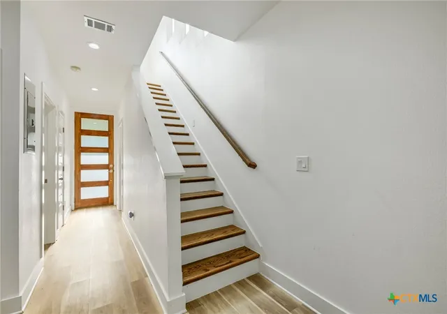 Photo 3 of Townhouse for sale at 18800 Hogan Cir #20, Lago Vista, TX 78645 | MLS# 624189 | Listing updated on 2026-09-10