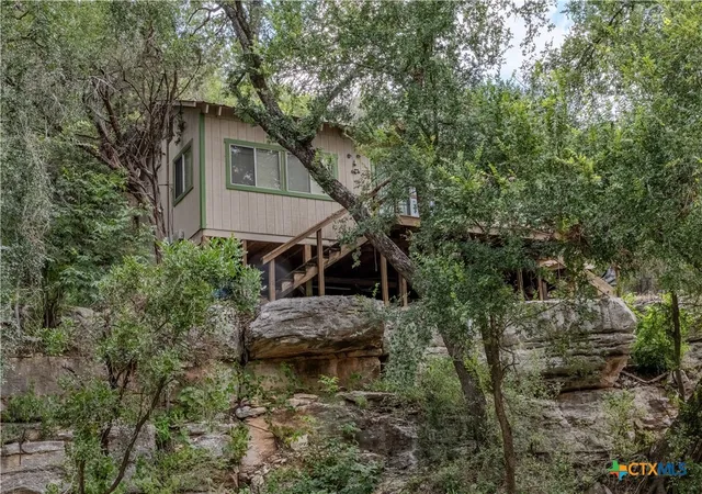 Photo 3 of Single family home for sale at 2212 N River Rd, Lampasas, TX 76550 | MLS# 624190 | Listing updated on 2026-09-01