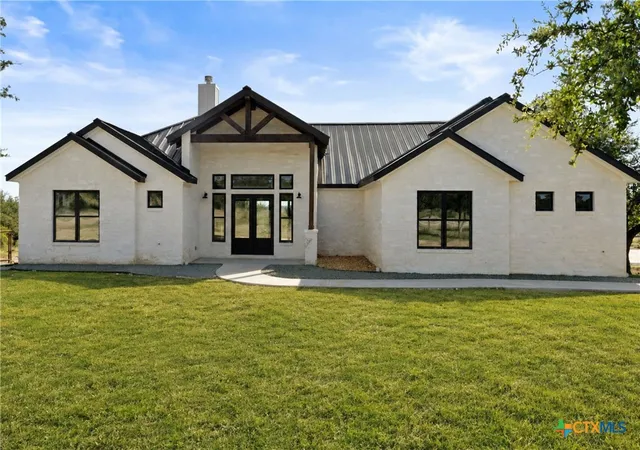 Photo 1 of Single family home for sale at 765 Legacy Hills Dr, Johnson City, TX 78636 | MLS# 623930 | Listing updated on 2026-09-01