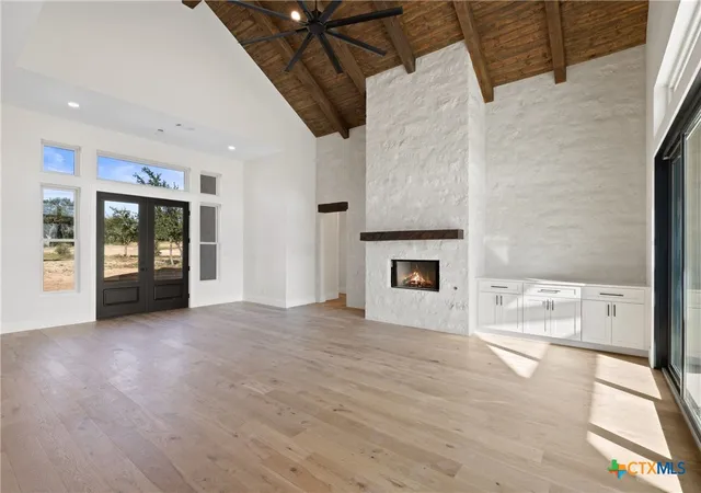 Photo 4 of Single family home for sale at 765 Legacy Hills Dr, Johnson City, TX 78636 | MLS# 623930 | Listing updated on 2026-09-01