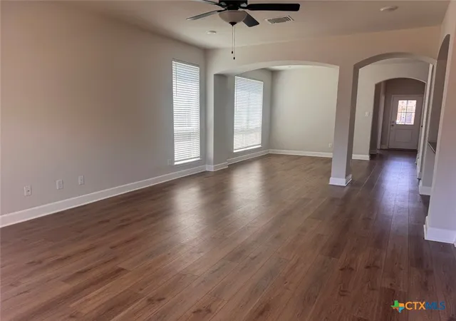 Photo 2 of Single family home for sale at 5712 Red Fish Ct, Belton, TX 76513 | MLS# 624238 | Listing updated on 2026-09-17