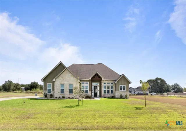 Photo 3 of Single family home for sale at 36 Meadow Crk Dr, Inez, TX 77968 | MLS# 623644 | Listing updated on 2026-09-02