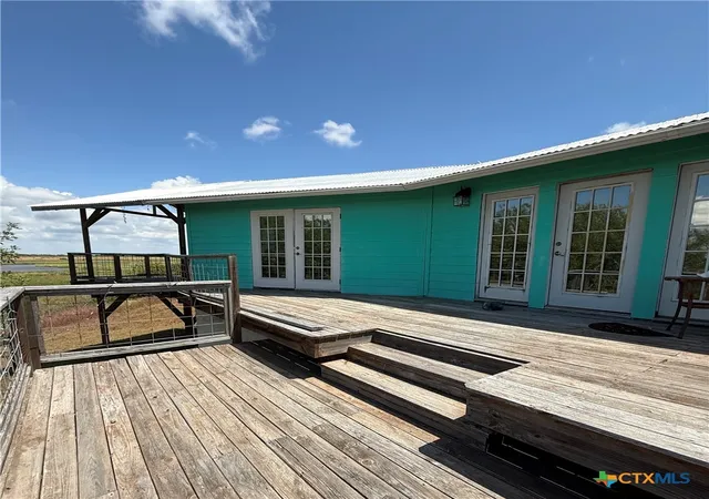 Photo 1 of Single family home for sale at 428 Marlin Dr, Palacios, TX 77465 | MLS# 623893 | Listing updated on 2026-09-10