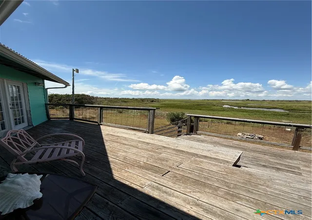 Photo 2 of Single family home for sale at 428 Marlin Dr, Palacios, TX 77465 | MLS# 623893 | Listing updated on 2026-09-10