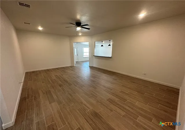 Photo 3 of Single family home for sale at 1503 Fiddle Wood Way, Temple, TX 76502 | MLS# 624257 | Listing updated on 2026-09-02