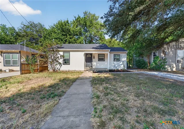 Photo 3 of Single family home for sale at 1208 S 26th Street, Temple, TX 76501 | MLS# 624260 | Listing updated on 2026-09-02