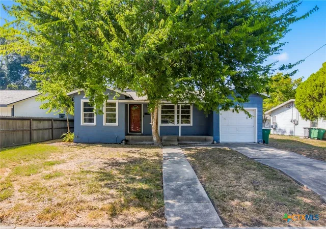 Photo 3 of Single family home for sale at 2514 Cardinal St, Victoria, TX 77901 | MLS# 624245 | Listing updated on 2026-09-02