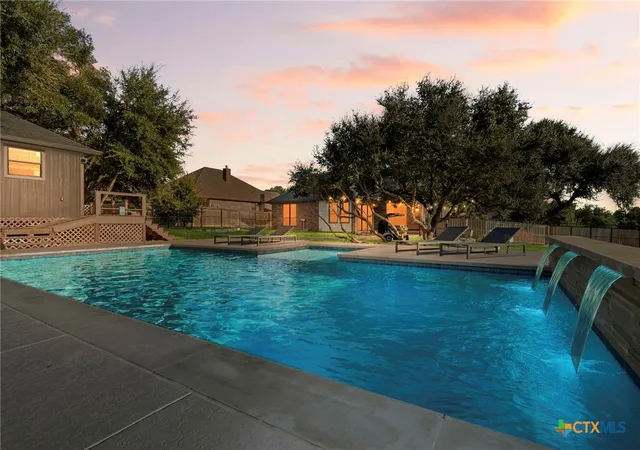 Photo 2 of Single family home for sale at 123 Archstone Loop, Belton, TX 76513 | MLS# 624251 | Listing updated on 2026-09-24