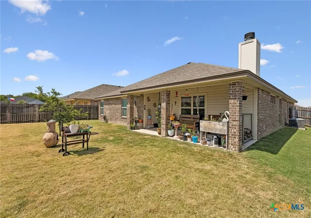 Photo 3 of Single family home for sale at 3317 James Ridge Dr, Belton, TX 76513 | MLS# 624293 | Listing updated on 2026-09-05
