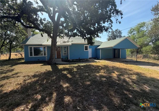 Photo 1 of Single family home for sale at 421 Fm 1600, Cameron, TX 76520 | MLS# 624312 | Listing updated on 2026-09-03