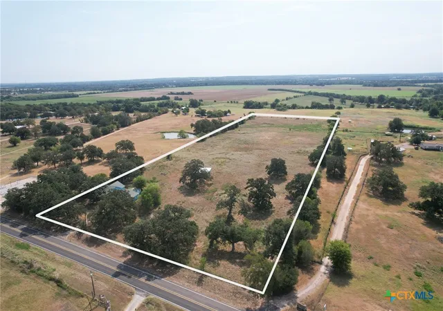Photo 2 of Single family home for sale at 421 Fm 1600, Cameron, TX 76520 | MLS# 624312 | Listing updated on 2026-09-03