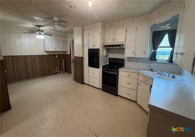 Photo 4 of Single family home for sale at 421 Fm 1600, Cameron, TX 76520 | MLS# 624312 | Listing updated on 2026-09-03