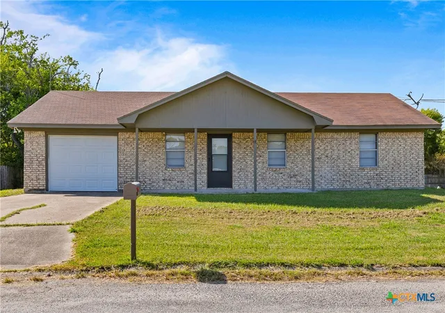 Photo 1 of Single family home for sale at 710 Courtney St, Edna, TX 77957 | MLS# 623961 | Listing updated on 2026-09-03