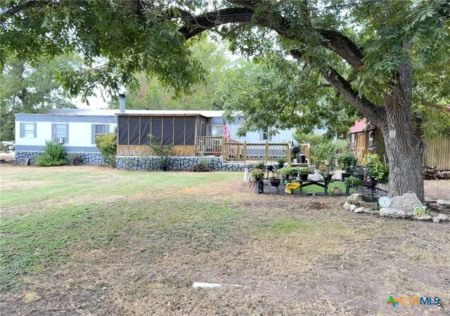 Photo 2 of Manufactured home for sale at 802 N Glass St, Franklin, TX 77856 | MLS# 623971 | Listing updated on 2026-09-07