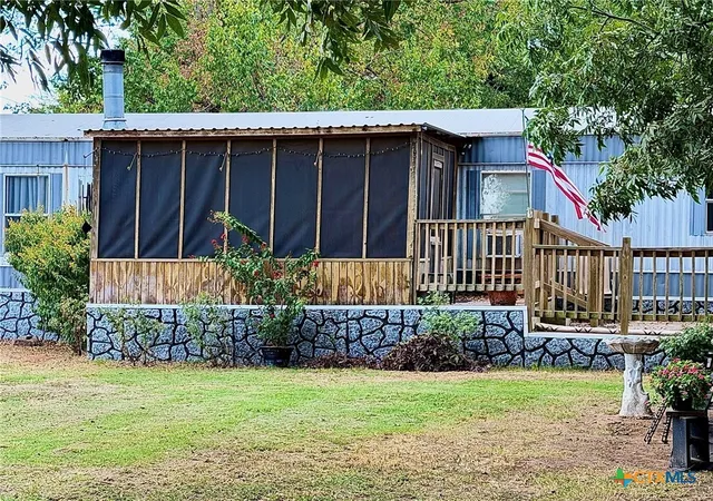Photo 3 of Manufactured home for sale at 802 N Glass St, Franklin, TX 77856 | MLS# 623971 | Listing updated on 2026-09-07