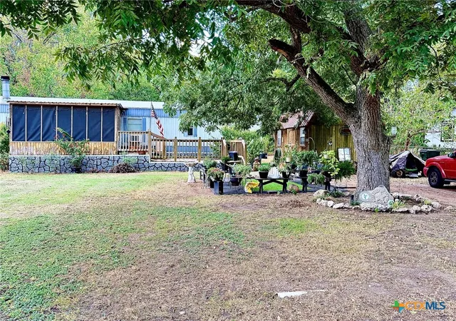 Photo 3 of Manufactured home for sale at 802 N Glass St, Franklin, TX 77856 | MLS# 623971 | Listing updated on 2026-09-07