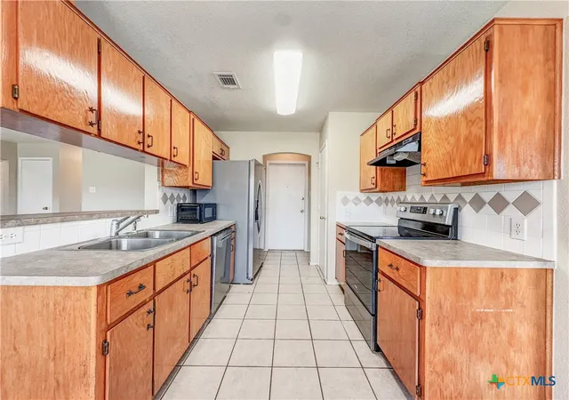Photo 2 of Single family home for sale at 4203 Lonesome Dove Dr, Killeen, TX 76549 | MLS# 624336 | Listing updated on 2026-09-04