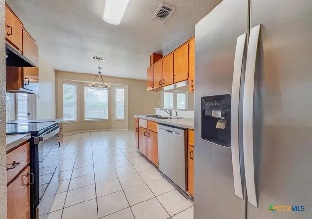 Photo 2 of Single family home for sale at 4203 Lonesome Dove Dr, Killeen, TX 76549 | MLS# 624336 | Listing updated on 2026-09-04