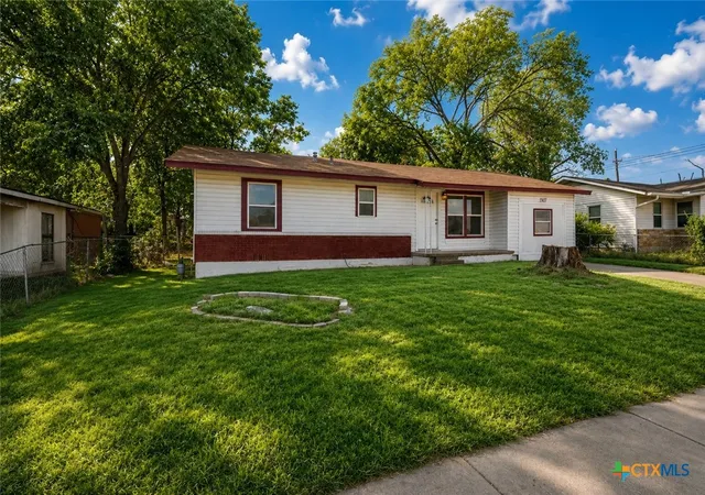 Photo 2 of Single family home for sale at 1907 N 22nd Street, Killeen, TX 76541 | MLS# 624360 | Listing updated on 2026-09-05