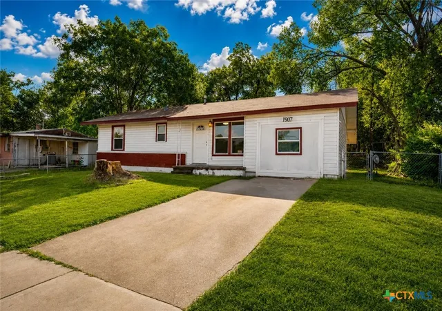 Photo 2 of Single family home for sale at 1907 N 22nd Street, Killeen, TX 76541 | MLS# 624360 | Listing updated on 2026-09-05