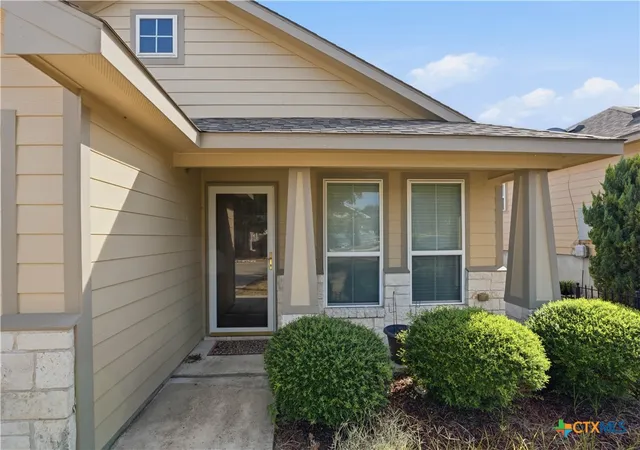 Photo 3 of Single family home for sale at 2323 Stoneham, Temple, TX 76504 | MLS# 624229 | Listing updated on 2026-09-30