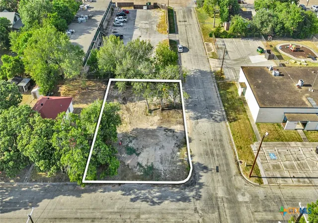 Photo 2 of Land for sale at 308 E Guadalupe St, Victoria, TX 77901 | MLS# 623776 | Listing updated on 2026-09-17