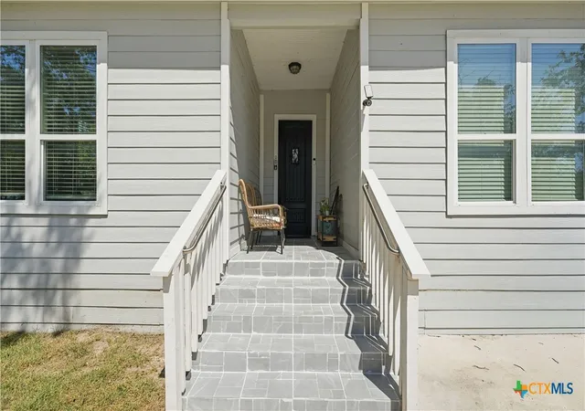 Photo 2 of Single family home for sale at 341 Comanche St, New Braunfels, TX 78130 | MLS# 623184 | Listing updated on 2026-09-04
