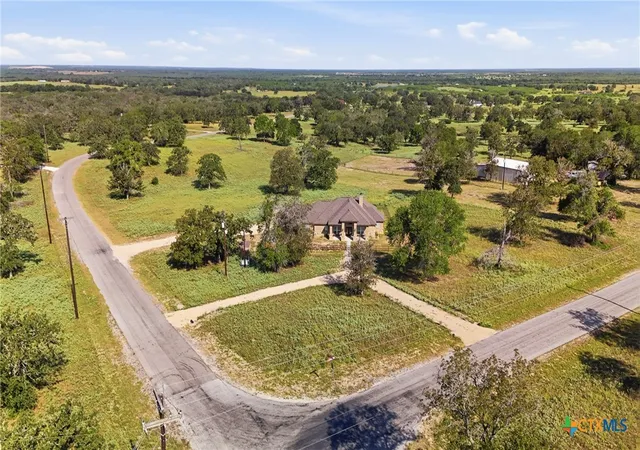 Photo 4 of Single family home for sale at 494 Flash Cir, Luling, TX 78648 | MLS# 624419 | Listing updated on 2026-09-04