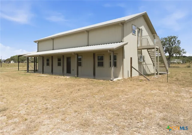 Photo 2 of Single family home for sale at 373 Cross Rd, Kingsbury, TX 78638 | MLS# 624286 | Listing updated on 2026-09-04