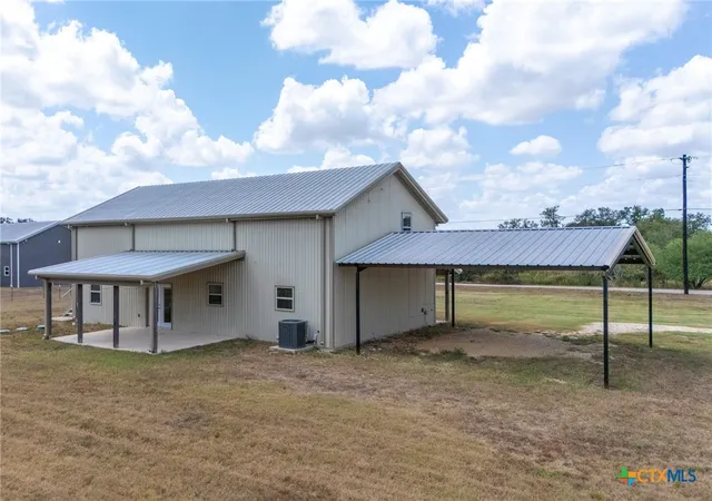 Photo 3 of Single family home for sale at 373 Cross Rd, Kingsbury, TX 78638 | MLS# 624286 | Listing updated on 2026-09-04