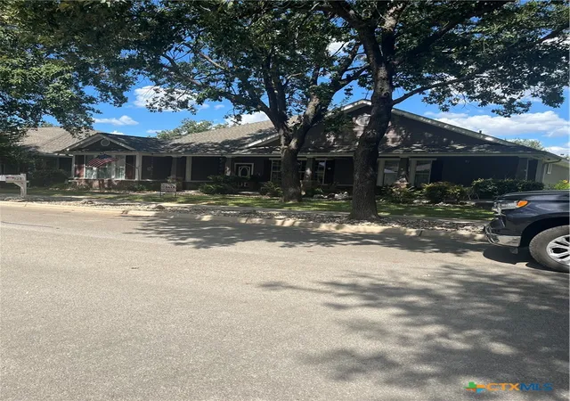 Photo 3 of Single family home for sale at 528 Jo Lynn Ln, New Braunfels, TX 78130 | MLS# 623268 | Listing updated on 2026-09-11