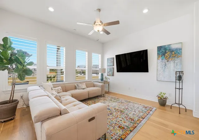 Photo 4 of Single family home for sale at 634 Chambray Rd, New Braunfels, TX 78130 | MLS# 624424 | Listing updated on 2026-09-14