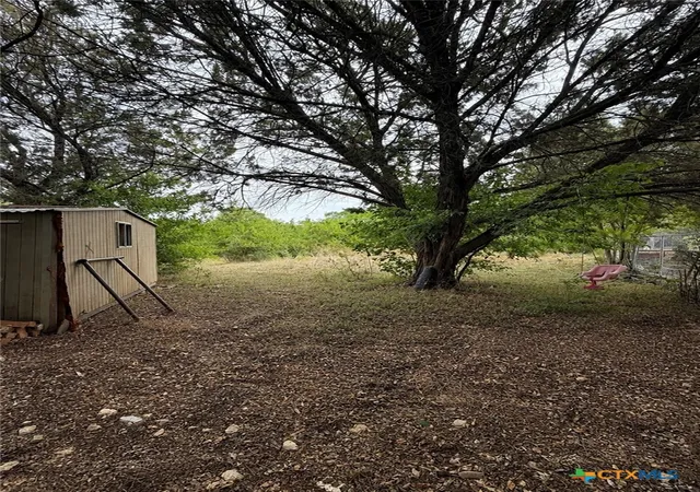 Photo 11 of Single family home for sale at 285 Pecos Ln, Kempner, TX 76539 | MLS# 624461 | Listing updated on 2026-09-07