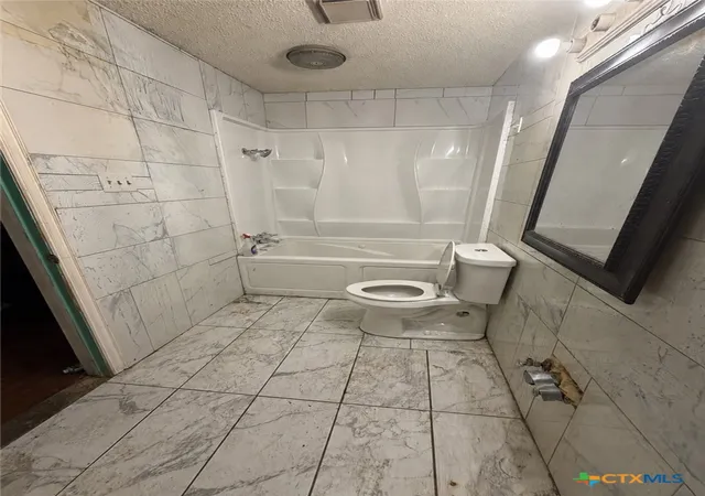 Photo 2 of Single family home for sale at 285 Pecos Ln, Kempner, TX 76539 | MLS# 624461 | Listing updated on 2026-09-07