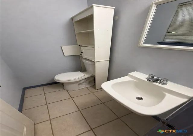 Photo 4 of Single family home for sale at 285 Pecos Ln, Kempner, TX 76539 | MLS# 624461 | Listing updated on 2026-09-07