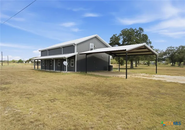 Photo 1 of Single family home for sale at 475 Cross Rd, Kingsbury, TX 78638 | MLS# 624450 | Listing updated on 2026-09-22