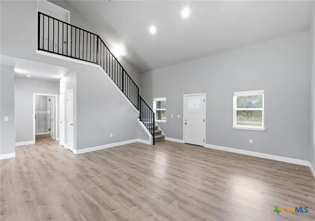 Photo 3 of Single family home for sale at 475 Cross Rd, Kingsbury, TX 78638 | MLS# 624450 | Listing updated on 2026-09-22
