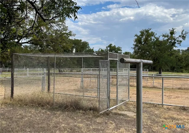 Photo 4 of House for sale at 4009 N Highway 183, Lampasas, TX 76550 | MLS# 624296 | Listing updated on 2026-09-09