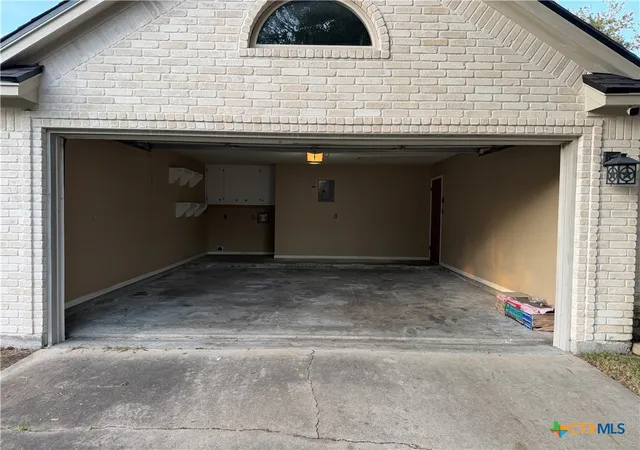 Photo 16 of Single family home for sale at 106 Amhurst St, Victoria, TX 77904 | MLS# 624395 | Listing updated on 2026-09-11