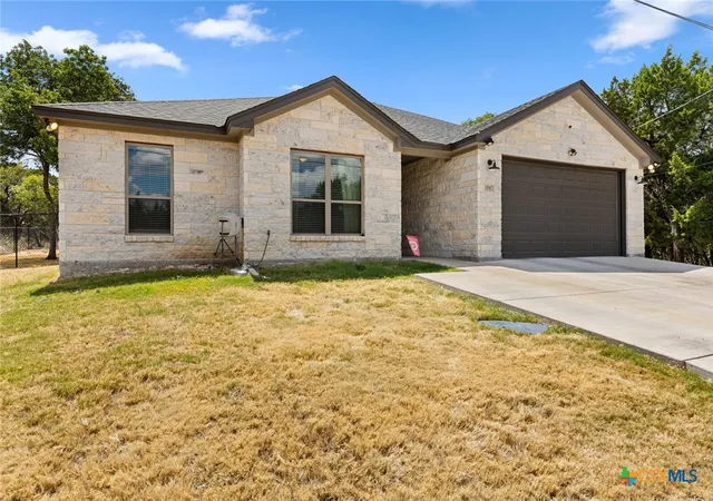 Photo 3 of Single family home for sale at 15987 Crockett Dr, Temple, TX 76502 | MLS# 624382 | Listing updated on 2026-09-30