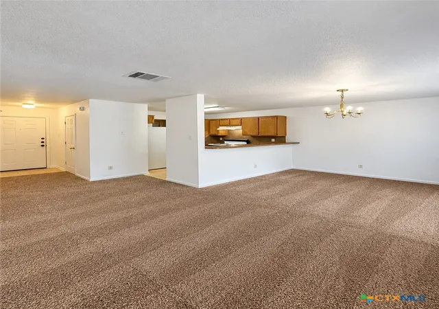 Photo 6 of Townhouse for sale at 305 Deloris Dr, Killeen, TX 76542 | MLS# 624384 | Listing updated on 2026-09-08