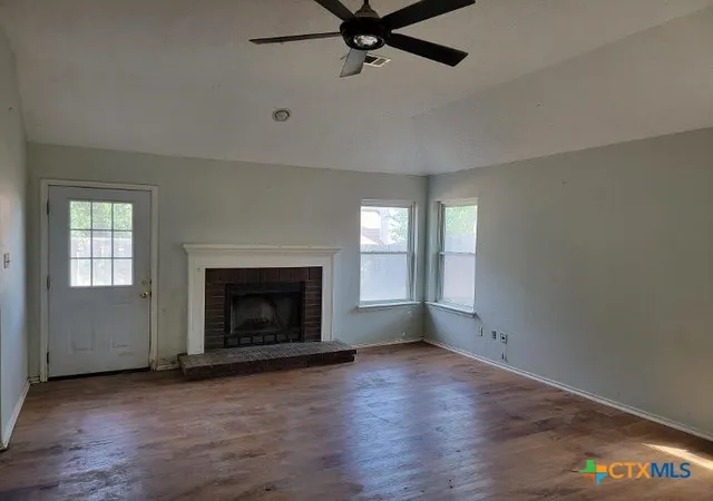Photo 3 of Single family home for sale at 709 Antelope Trl, Temple, TX 76504 | MLS# 624475 | Listing updated on 2026-09-04