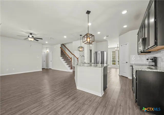 Photo 4 of Single family home for sale at 1906 Longmire Loop, Temple, TX 76502 | MLS# 624479 | Listing updated on 2026-10-02